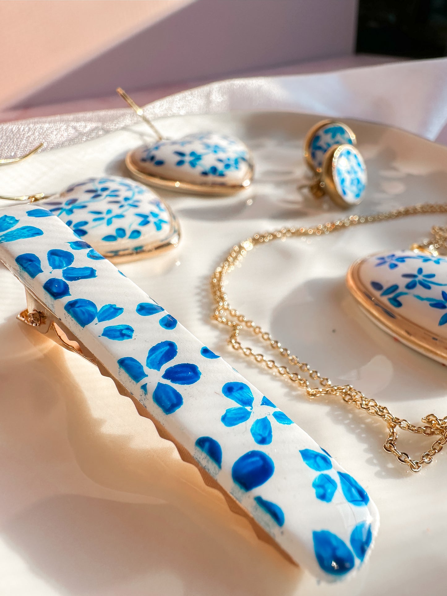 Blue and White Porcelain Inspired | Spring Vintage Inspired Collection