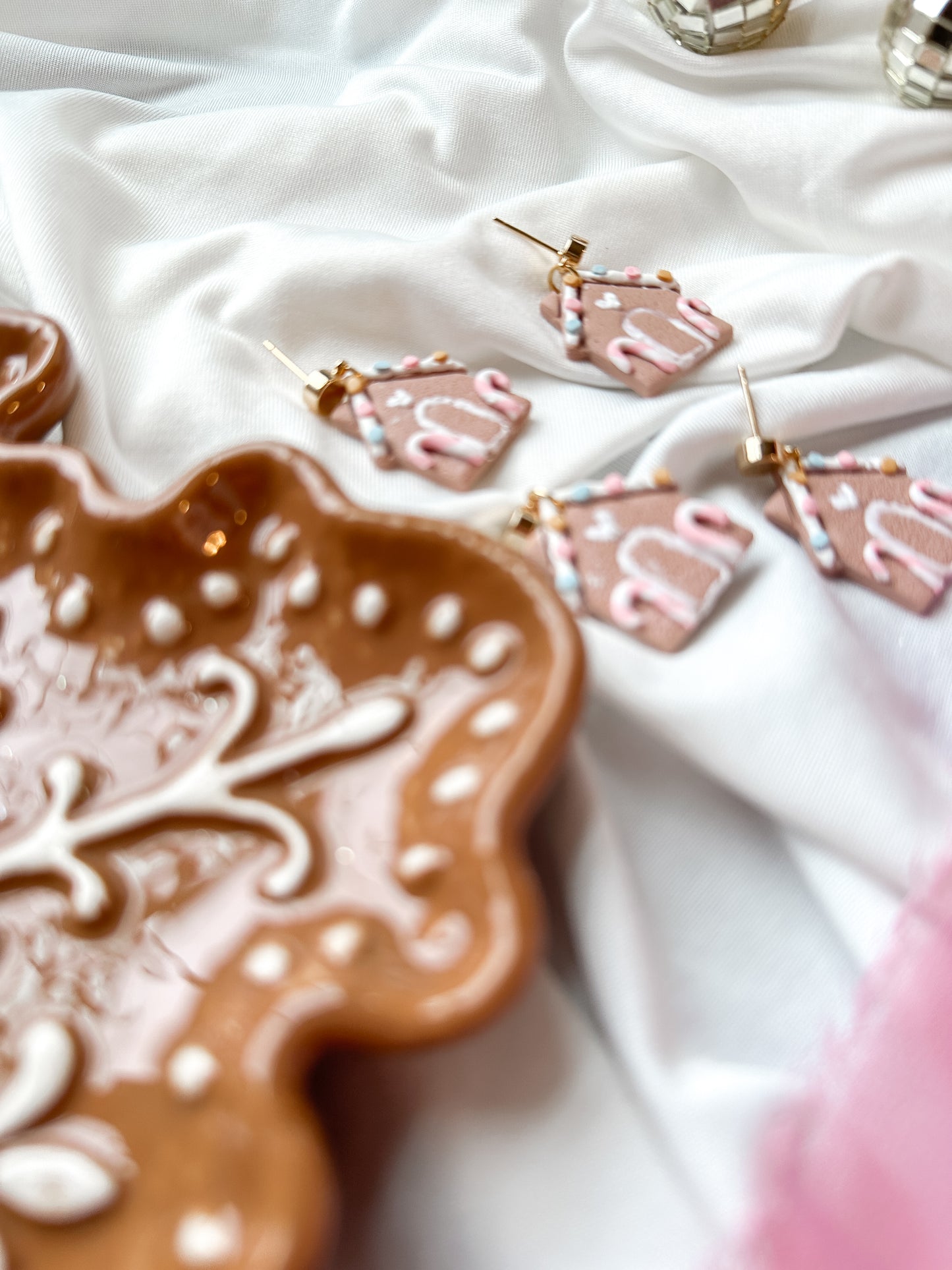 Pink Gingerbread House | Holly Jolly Collection